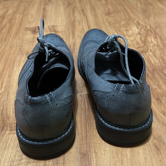 Mens size 10.5 Perry Ellis Oxford Shoes - Picture 2 of 3